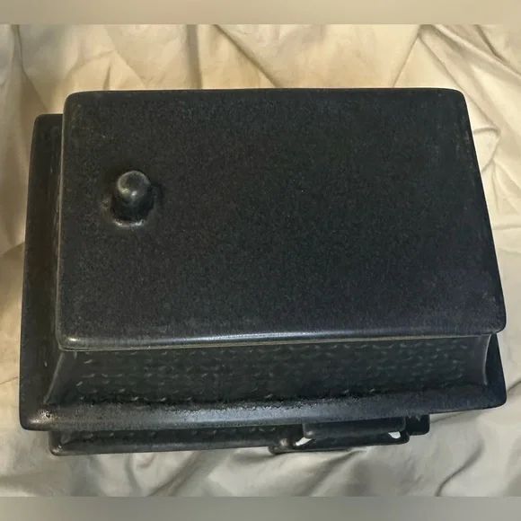 🩶 👻Pottery Barn Ceramic Haunted House - Dark Gray Medium🩶👻 - Picture 4 of 11